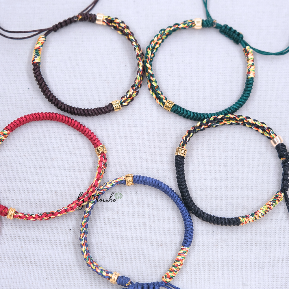 Vòng tay ngũ sắc dây tết đủ màu xinh xắn, phối charm Omani - Chồi Nhỏ 2 Vòng tay ngũ sắc dây tết đủ màu xinh xắn, phối charm Omani - Chồi Nhỏ - Ảnh 2