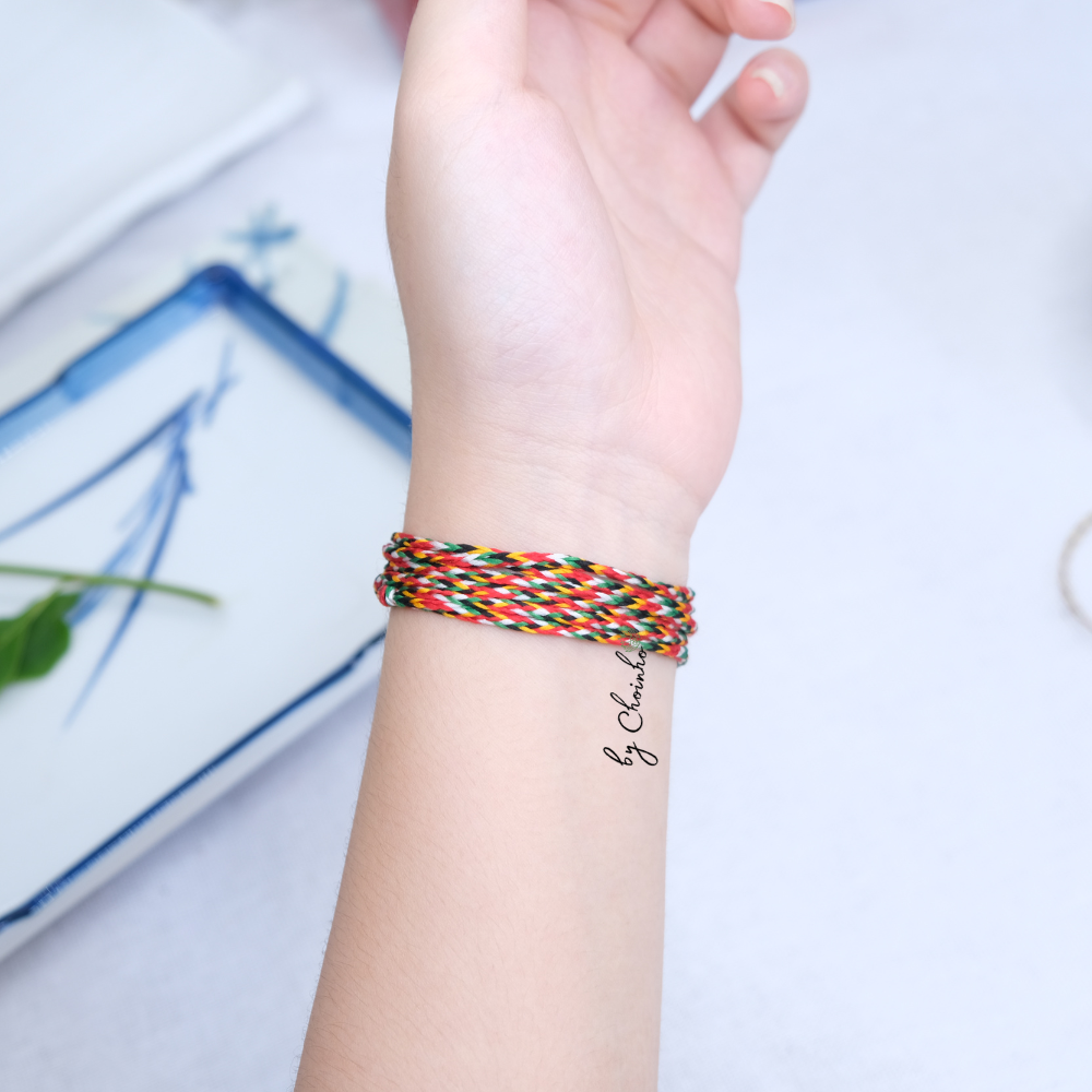 Vòng tay ngũ sắc Ấn Độ dây 3.0mm thắt 5 vòng- freesize nữ- Chồi Nhỏ 4 Vòng tay ngũ sắc Ấn Độ dây 3.0mm thắt 5 vòng- freesize nữ- Chồi Nhỏ - Ảnh 4