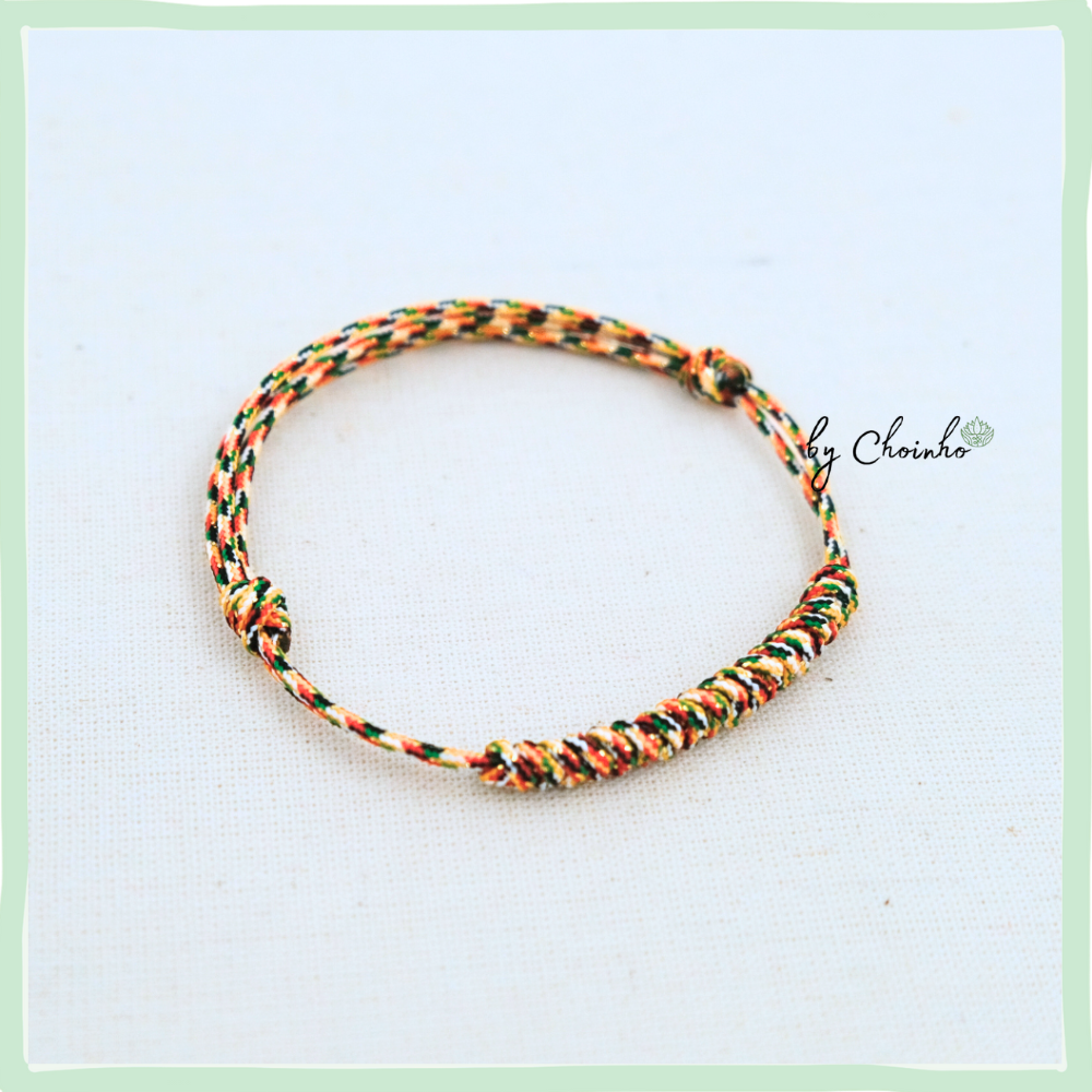 Vòng tay ngũ sắc thắt 18 nút kim cang | dây ngũ sắc vàng ánh kim 1.5mm | freesize tay nam | Chồi Nhỏ 1 Vòng tay ngũ sắc thắt 18 nút kim cang | dây ngũ sắc vàng ánh kim 1.5mm | freesize tay nam | Chồi Nhỏ