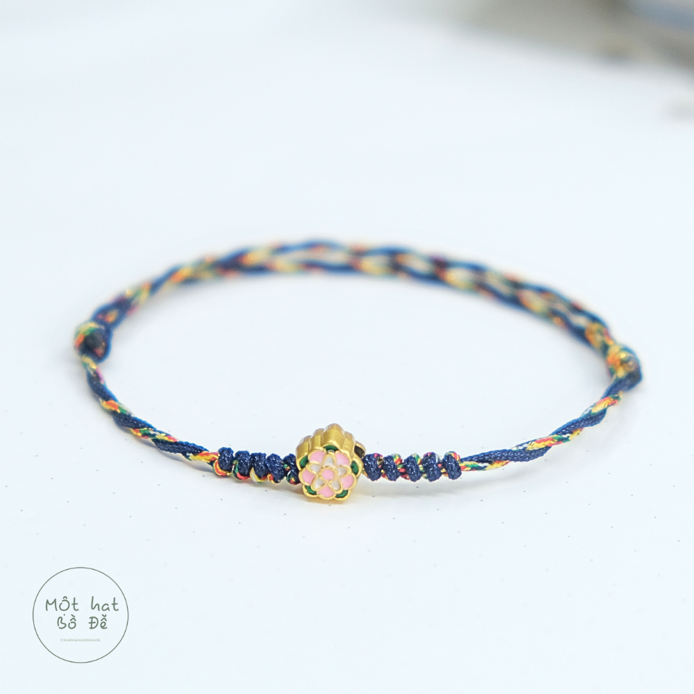 Vòng ngũ sắc xanh lam phối hoa mẫu đơn vàng | dây 0.8mm hai màu đỏ xanh lam phối hoa mẫu đơn vàng | Vòng tay ngũ sắc Chồi Nhỏ 2 Vòng ngũ sắc xanh lam phối hoa mẫu đơn vàng | dây 0.8mm hai màu đỏ xanh lam phối hoa mẫu đơn vàng | Vòng tay ngũ sắc Chồi Nhỏ - Ảnh 2